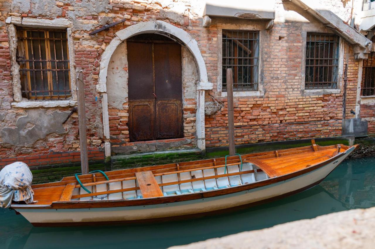 Casa Al Ponte Scudi - 4 Windows On The Canal Venice Exterior photo